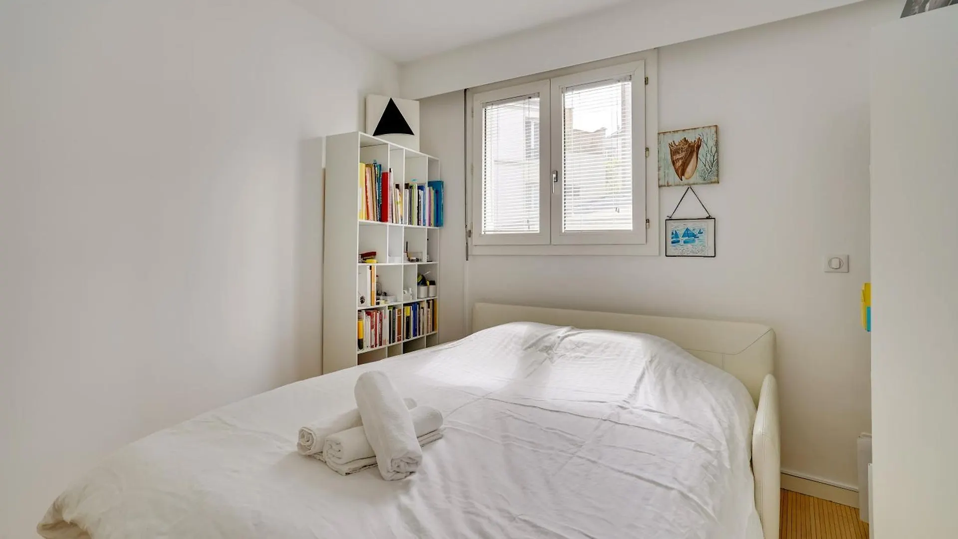 Apartment Bastille Design With Ac Terrace 5 People By Weekome